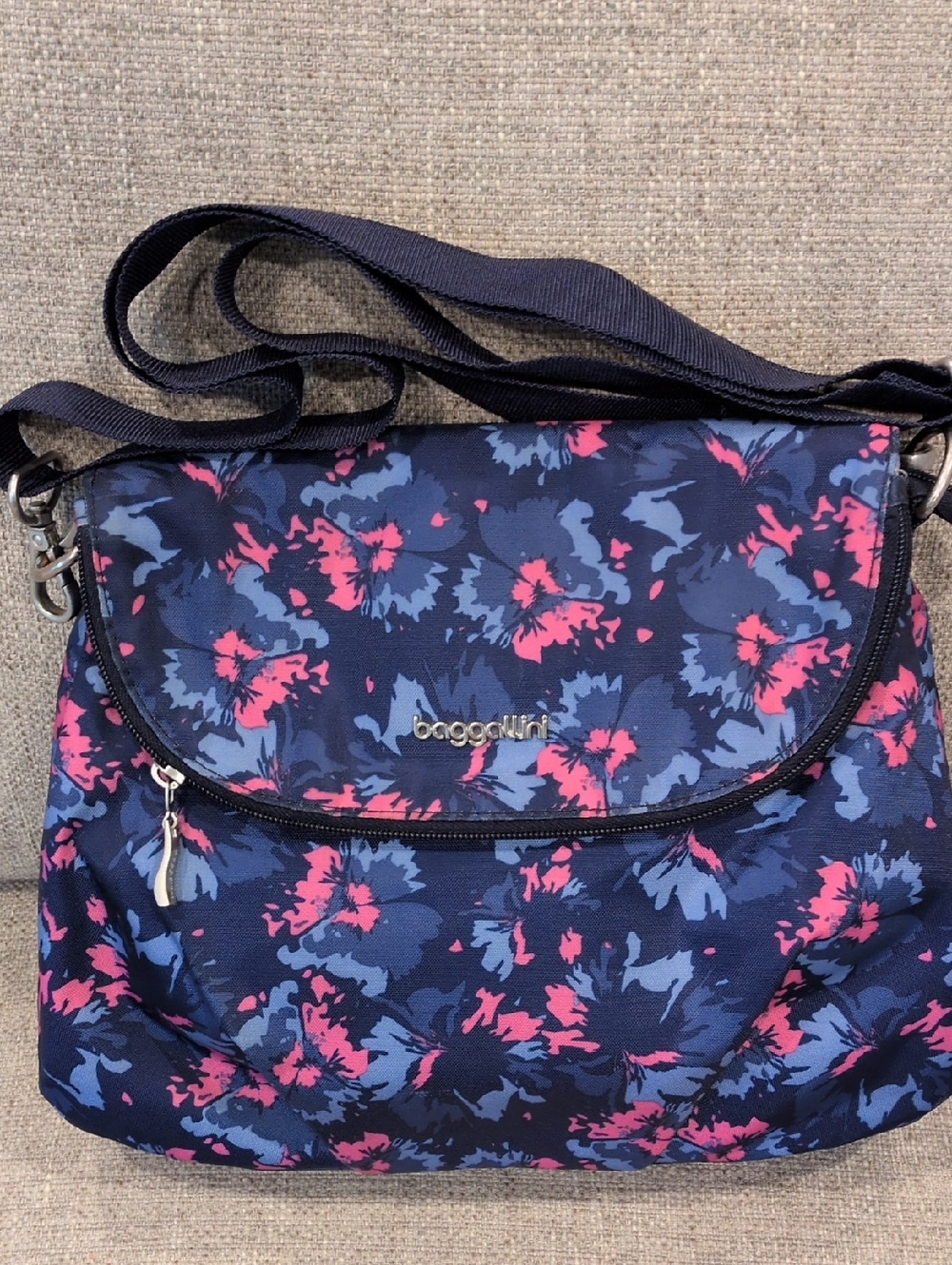 Baggallini Amanda Floral Navy Crossbody with Pink Accents